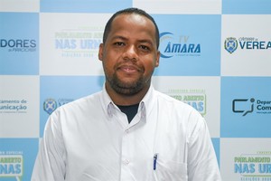 Thiago Ribeiro inicia mandato com conjunto de propostas para 5 áreas