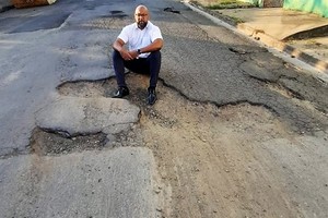 Vereador pede operação tapa-buracos em ruas do Jardim Glória