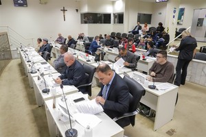 Câmara aprova pedido de revisão do local da nova garagem do transporte