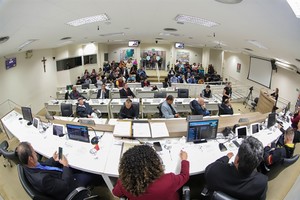 Executivo é cobrado da lista dos 100 maiores devedores ao município