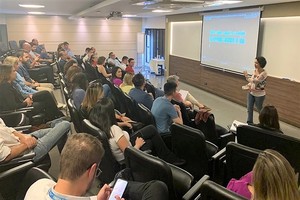 Vereadora é palestrante em evento sobre equidade de gênero na Acipi