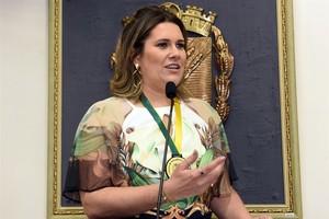 Ana Pavão recebeu Medalha de Mérito da Câmara em 2017