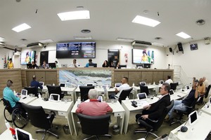 Orçamento 2024: sob críticas, projeto da LDO é aprovado sem emendas