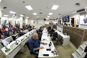 Câmara aprova regulamentação de clubes de tiro