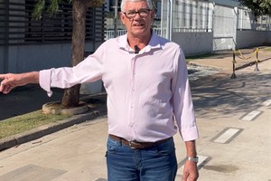 Trabalhadores pedem faixa elevada para travessia segura no Unileste