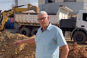 Rua Paraibuna, no bairro IAA, tem problema de esgoto resolvido