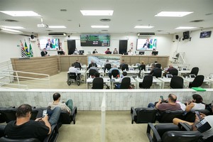 Programa "Farmácia Solidária Pet" é aprovado em primeira discussão 