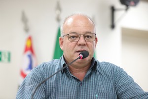 Em discurso, vereador agradece por três mandatos