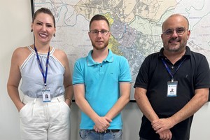 Vereador discute projetos e ações com secretaria de Assistência Social