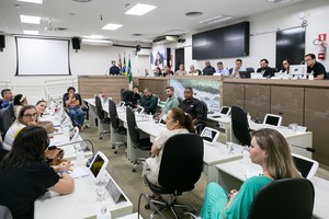 Audiência propõe grupo para analisar atendimentos a alunos com TEA