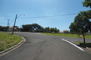 José Luiz pede faixa de pedestre no Santa Rita