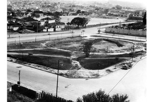 1952: Área em frente ao cemitério passa a se chamar 'praça da Saudade'