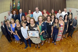 Câmara entrega Prêmio Madre Tereza de Calcutá a MUCAPP