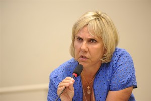 Márcia Pacheco comenta sobre dengue, zika e chikungunya