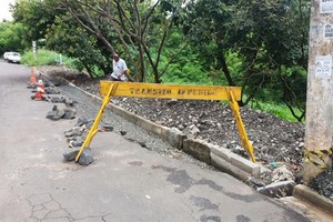 Márcia Pacheco pede recuperação de asfalto no Tatuapé