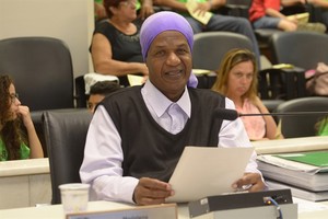 Madalena cobra construção de espaço socioeducativo no Boa Esperança