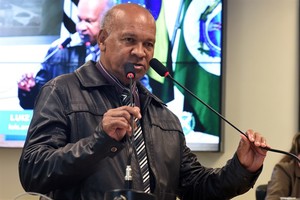 Luiz Arruda agradece atendimento de reivindicações