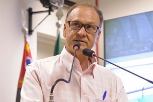 Não vou deixar de contribuir com a população, diz José Lopes