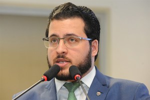 Matheus Erler critica terror com propaganda pró-reforma da Previdência
