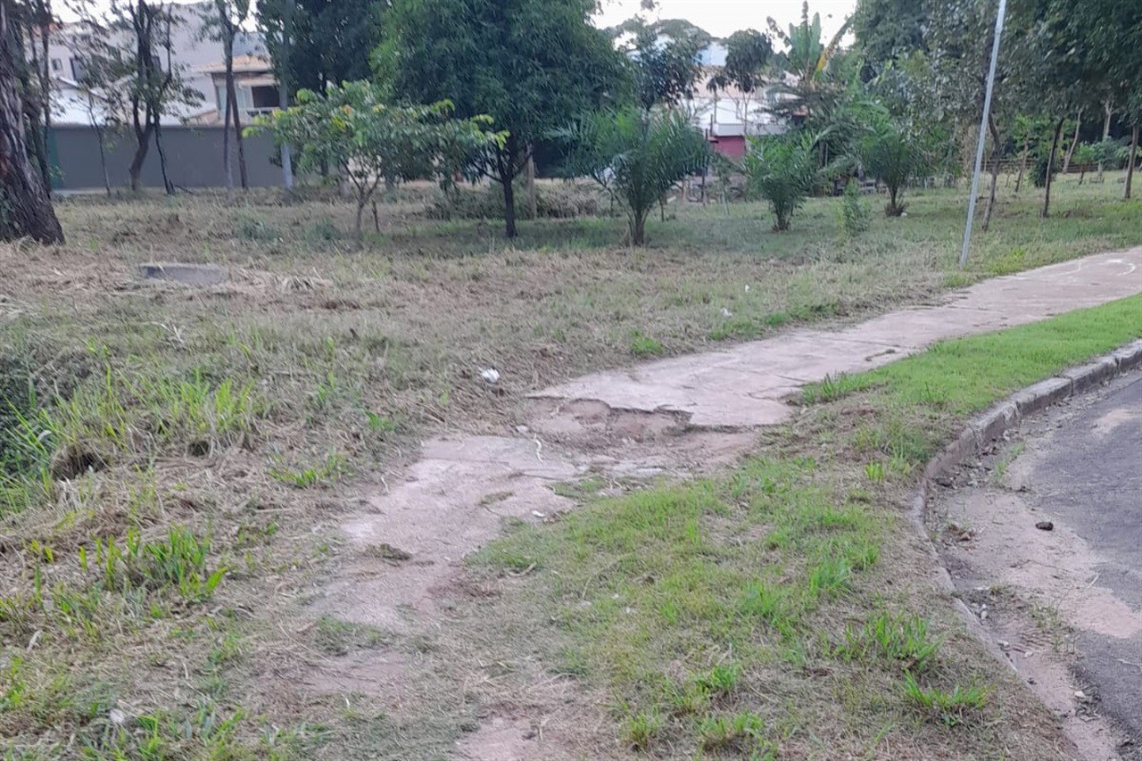 Vereador solicita melhorias para o centro de lazer do Jardim Abaeté