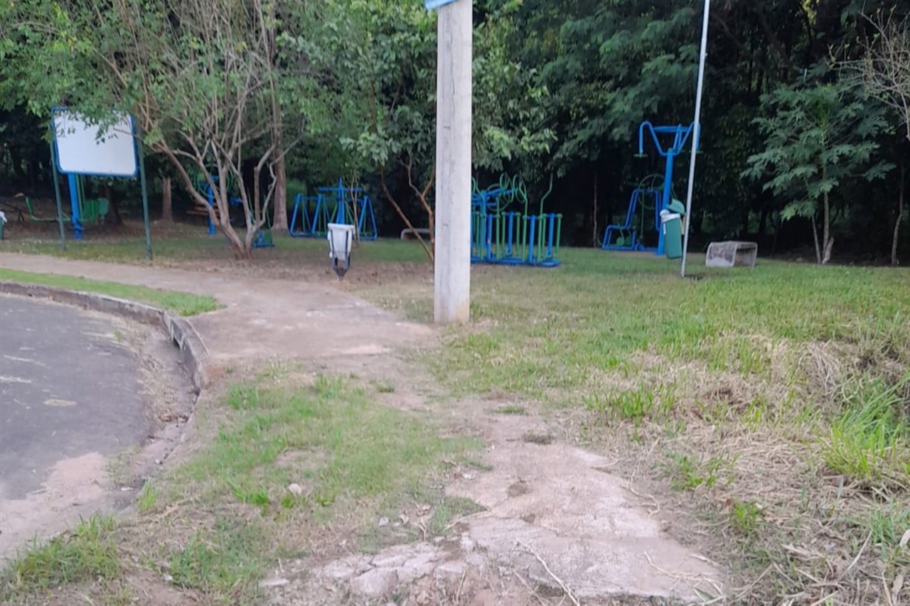 Vereador solicita melhorias para o centro de lazer do Jardim Abaeté