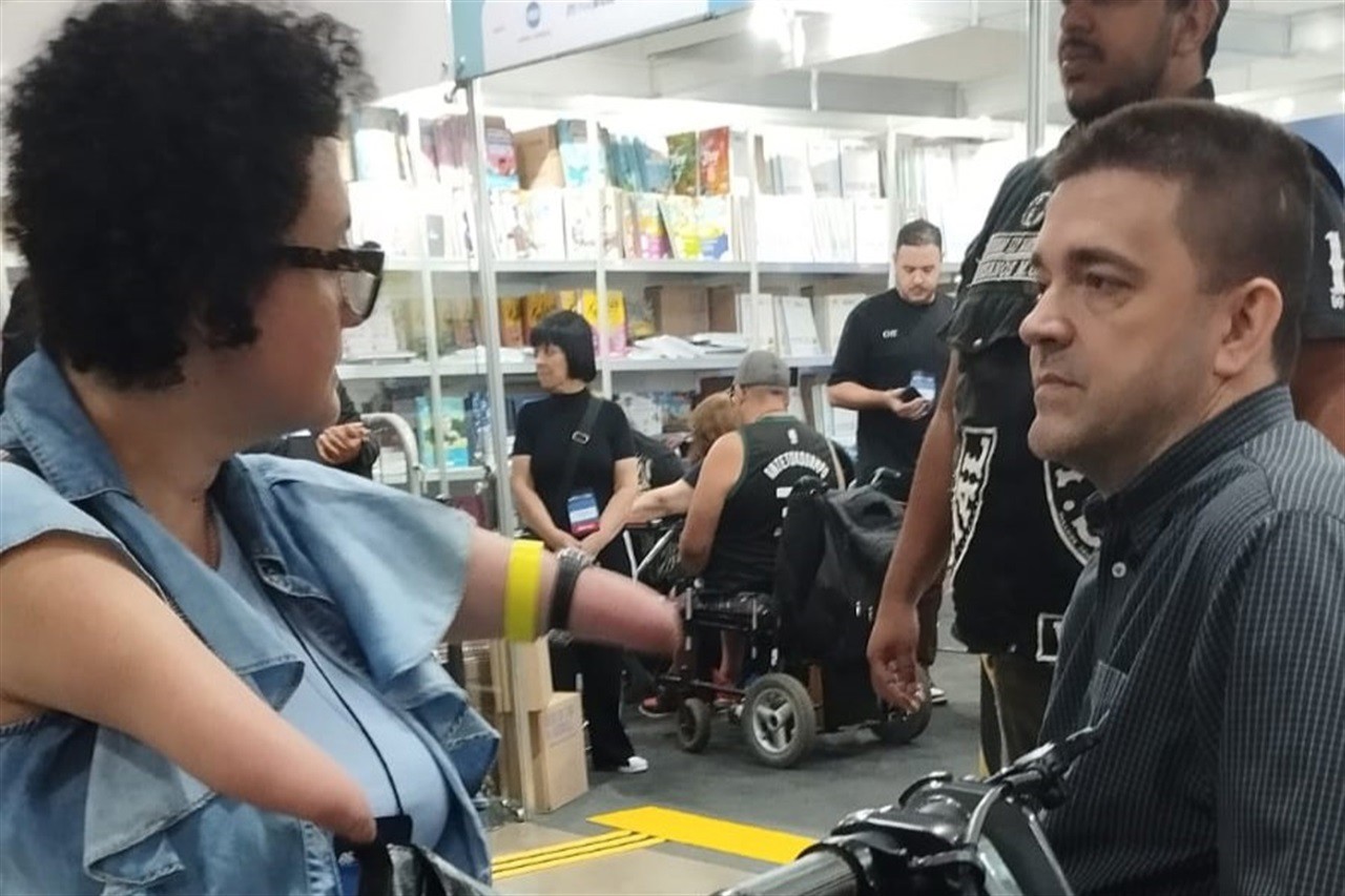 Vereador André Bandeira (PSDB) divulgou participação em eventos sobre acessibilidade