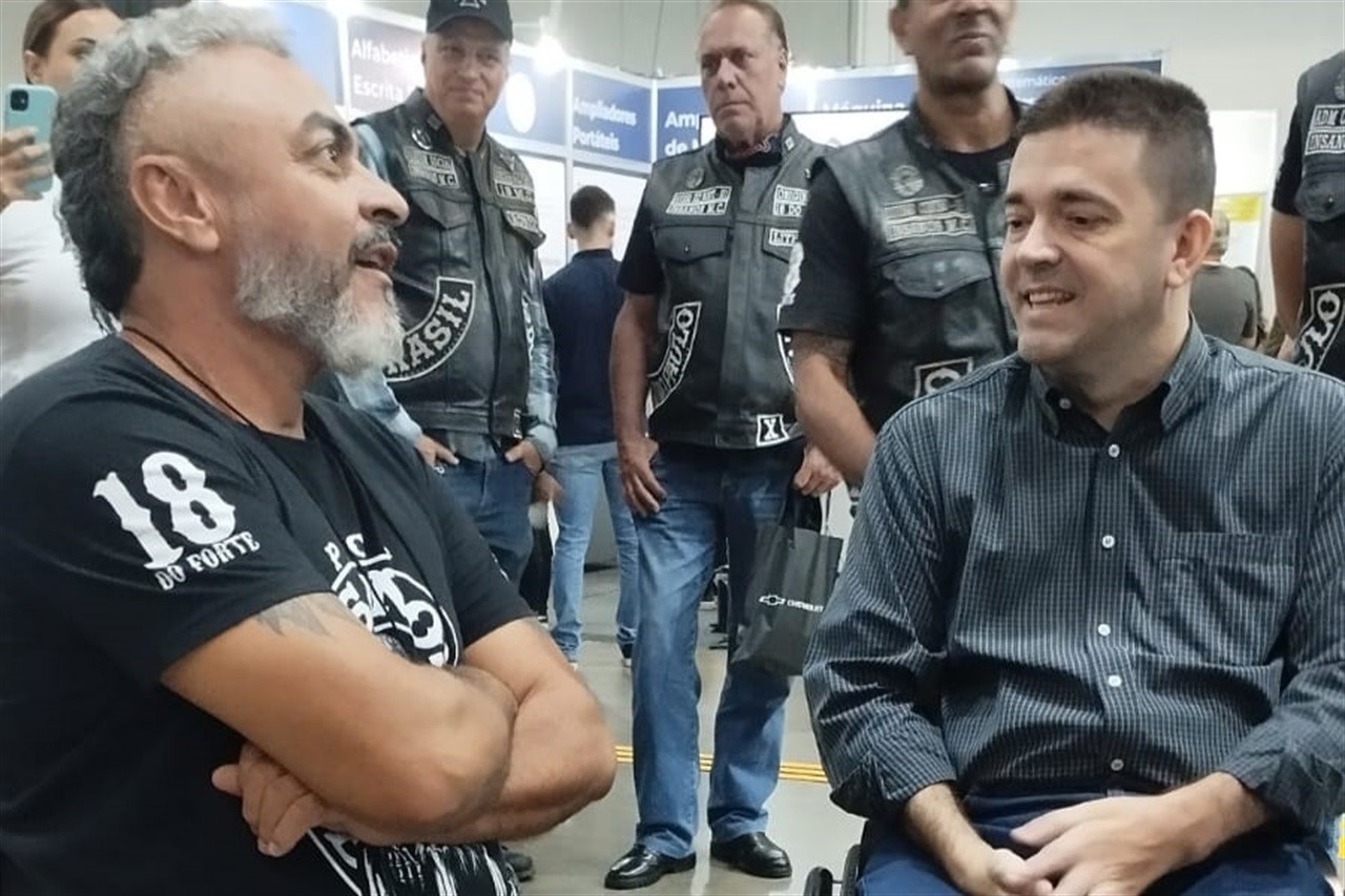 Vereador André Bandeira (PSDB) divulgou participação em eventos sobre acessibilidade