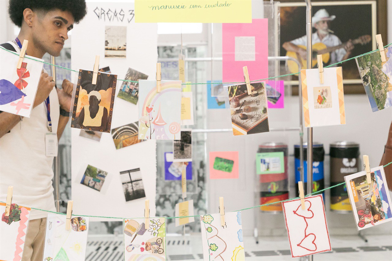 Exposição foi aberta nesta segunda-feira e vai até o dia 30, com entrada gratuita