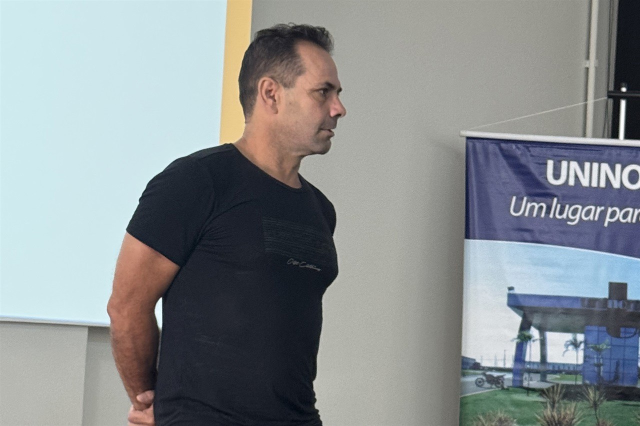 A ação educativa foi promovida pelo Cerest (Centro de Referência em Saúde do Trabalhador) em parceria com o Fórum Permanente de Educação no Trânsito e o Comitê de Trauma