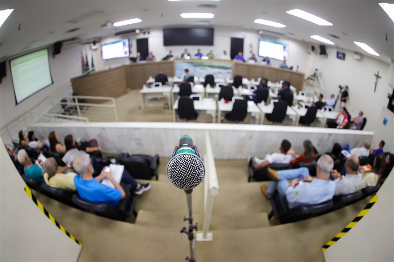 Plenário da Câmara recebeu a audiência pública na tarde desta sexta-feira