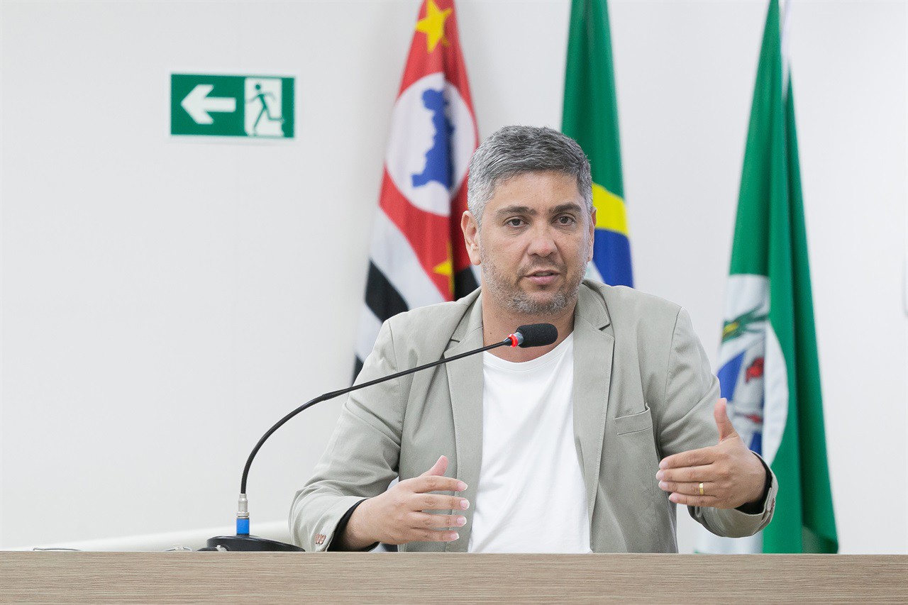 Rerlison Rezende repercutiu na tribuna a moção de apelo de sua autoria