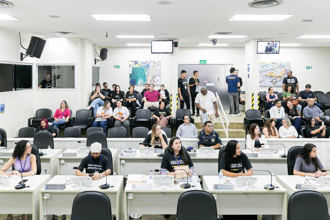 Audiência realizada na tarde desta terça (20) discutiu ações de prevenção e combate à pedofilia e às violações sexuais contra menores de idade