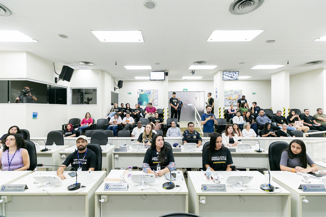 Audiência realizada na tarde desta terça (20) discutiu ações de prevenção e combate à pedofilia e às violações sexuais contra menores de idade