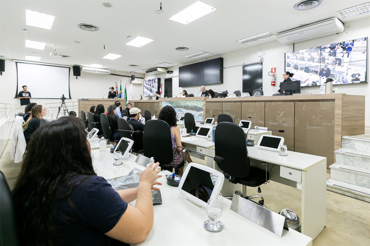 Audiência realizada na tarde desta terça (20) discutiu ações de prevenção e combate à pedofilia e às violações sexuais contra menores de idade