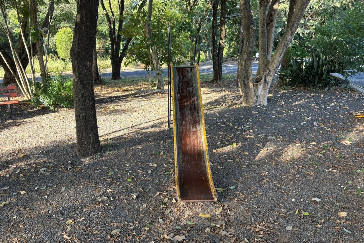 Vereador defende melhorias na praça “Irmãos Alcântara”, na Vila Industrial