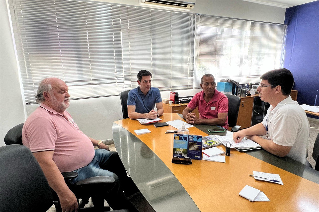 Reunião realizada no Semae