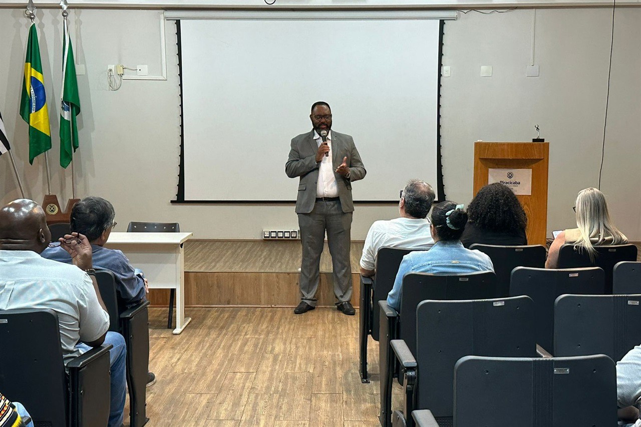 Vereador foca papel estratégico de Conselho na união da população negra 