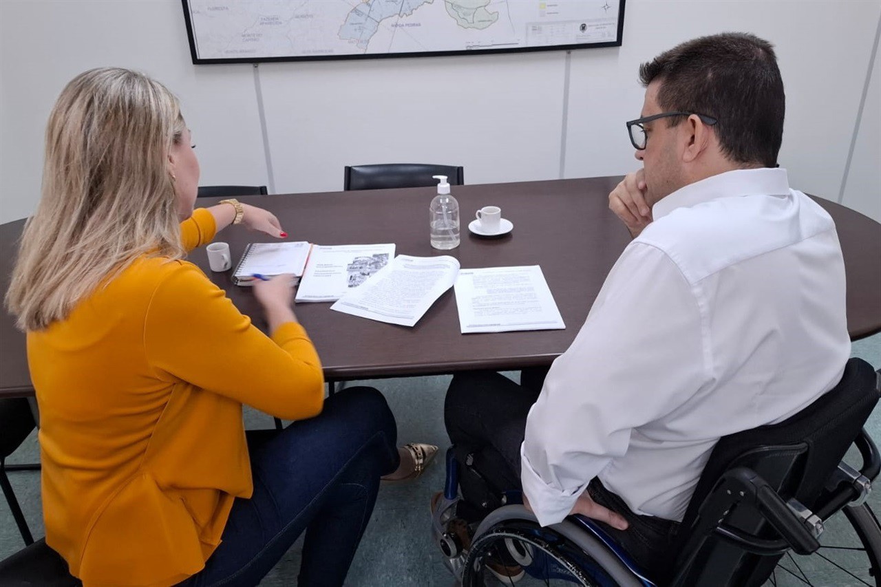 Vereador se reúne com a titular da SMADS para discutir demandas sociais 