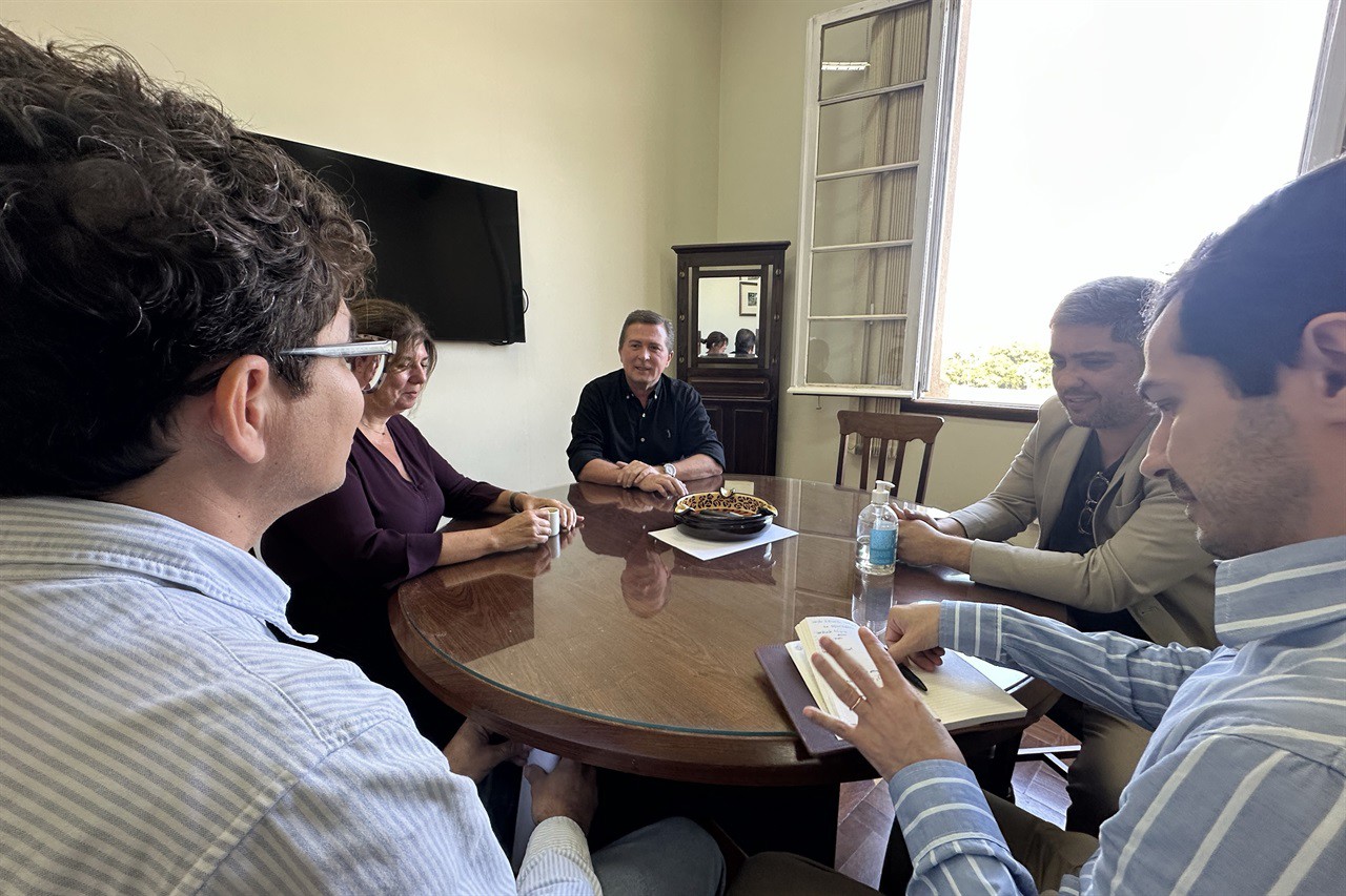 Câmara aprovou moção de apelo por continuidade do serviço