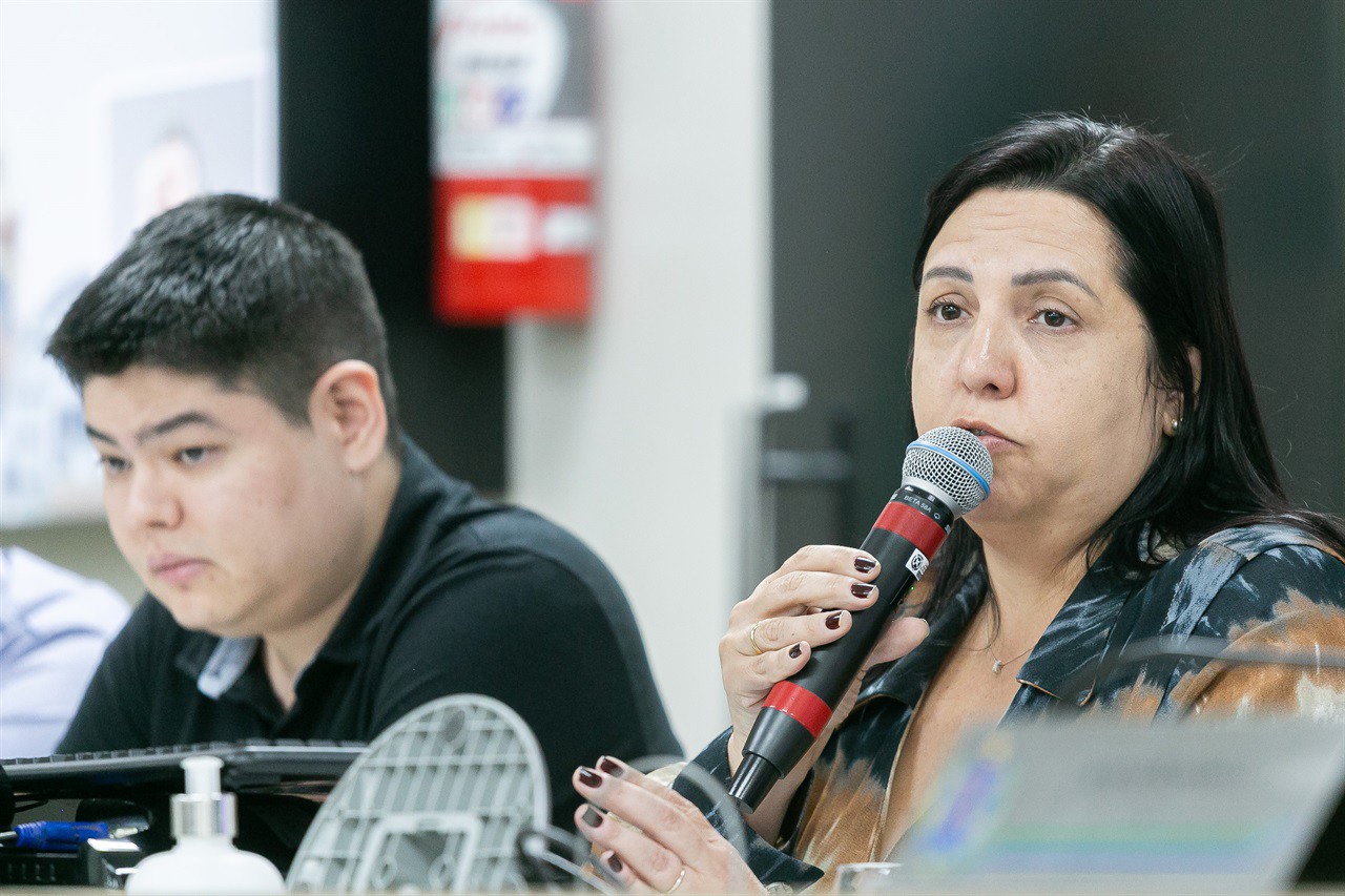 Karla Lovato Pelizzaro, secretária municipal de Finanças