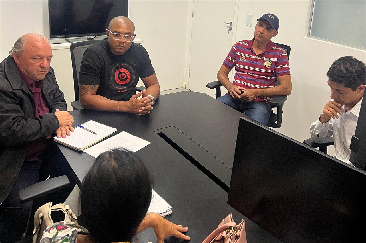 Durante o encontro, foi informado que será realizado estudo técnico para avaliar a possibilidade de criação de uma nova linha exclusiva para esses bairros