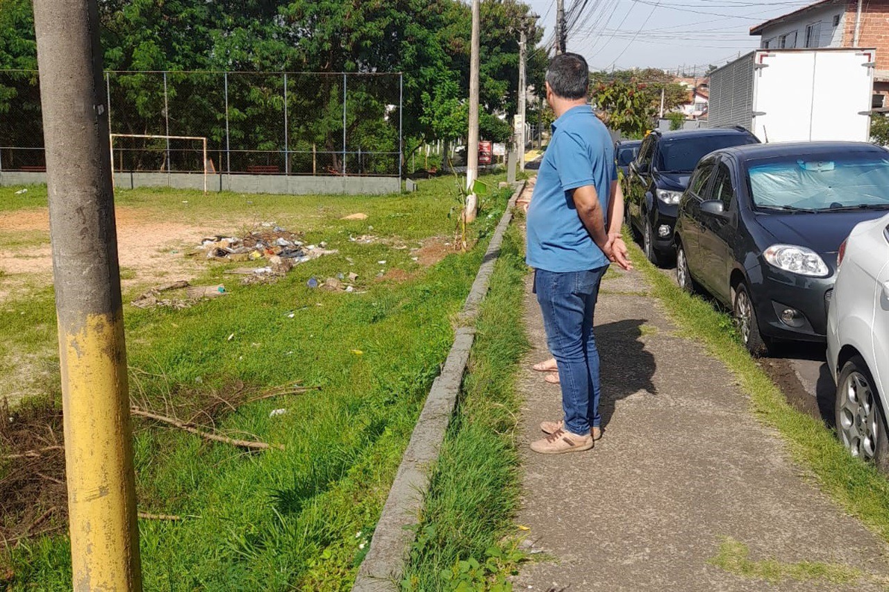 Vereador Pedro Kawai (PSDB) observou problemas no local