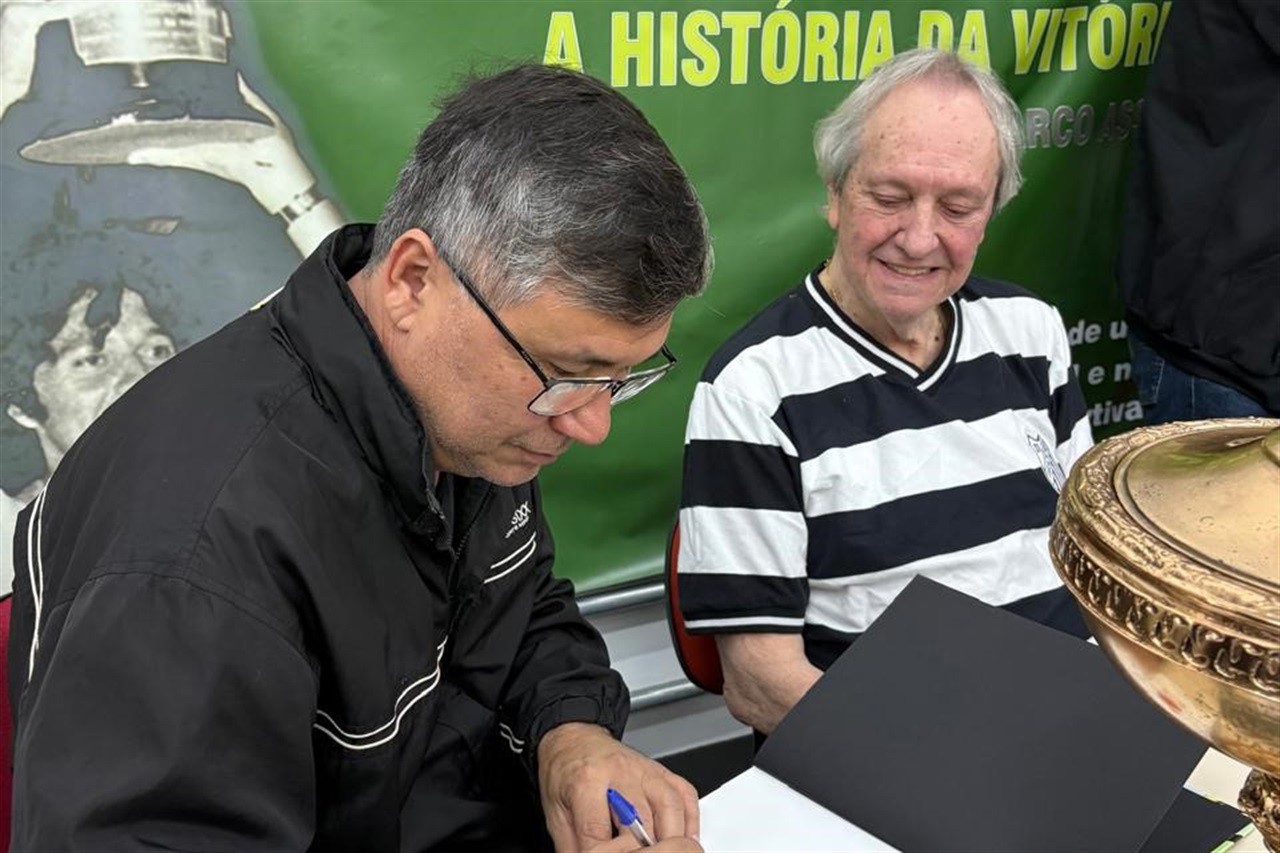 Homenagem da Câmara enaltece legado de esportista que evidencia a história do XV