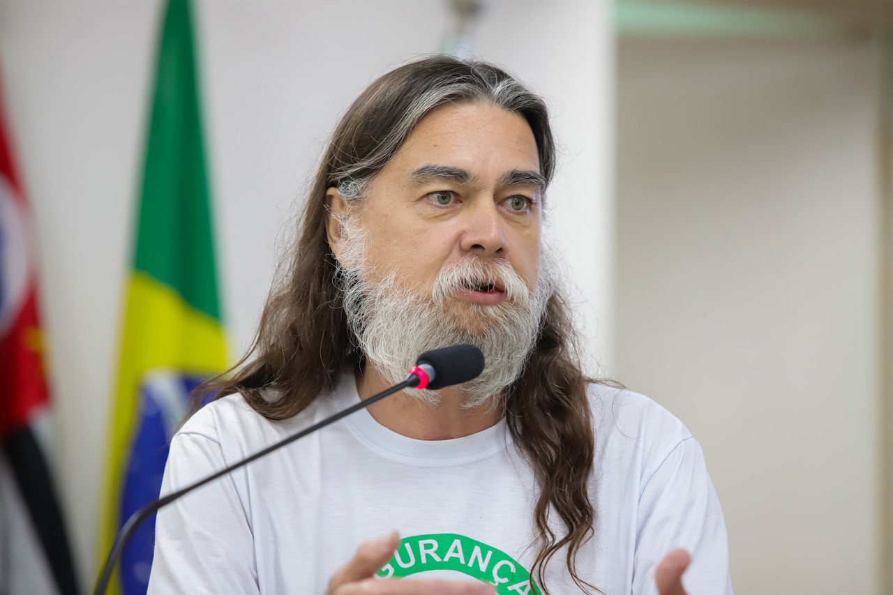 Carlos Marcelo Yamakawa foi o primeiro orador inscrito para fazer uso da Tribuna Popular da 31ª Reunião Ordinária da Câmara Municipal de Piracicaba, na noite desta segunda-feira (2)