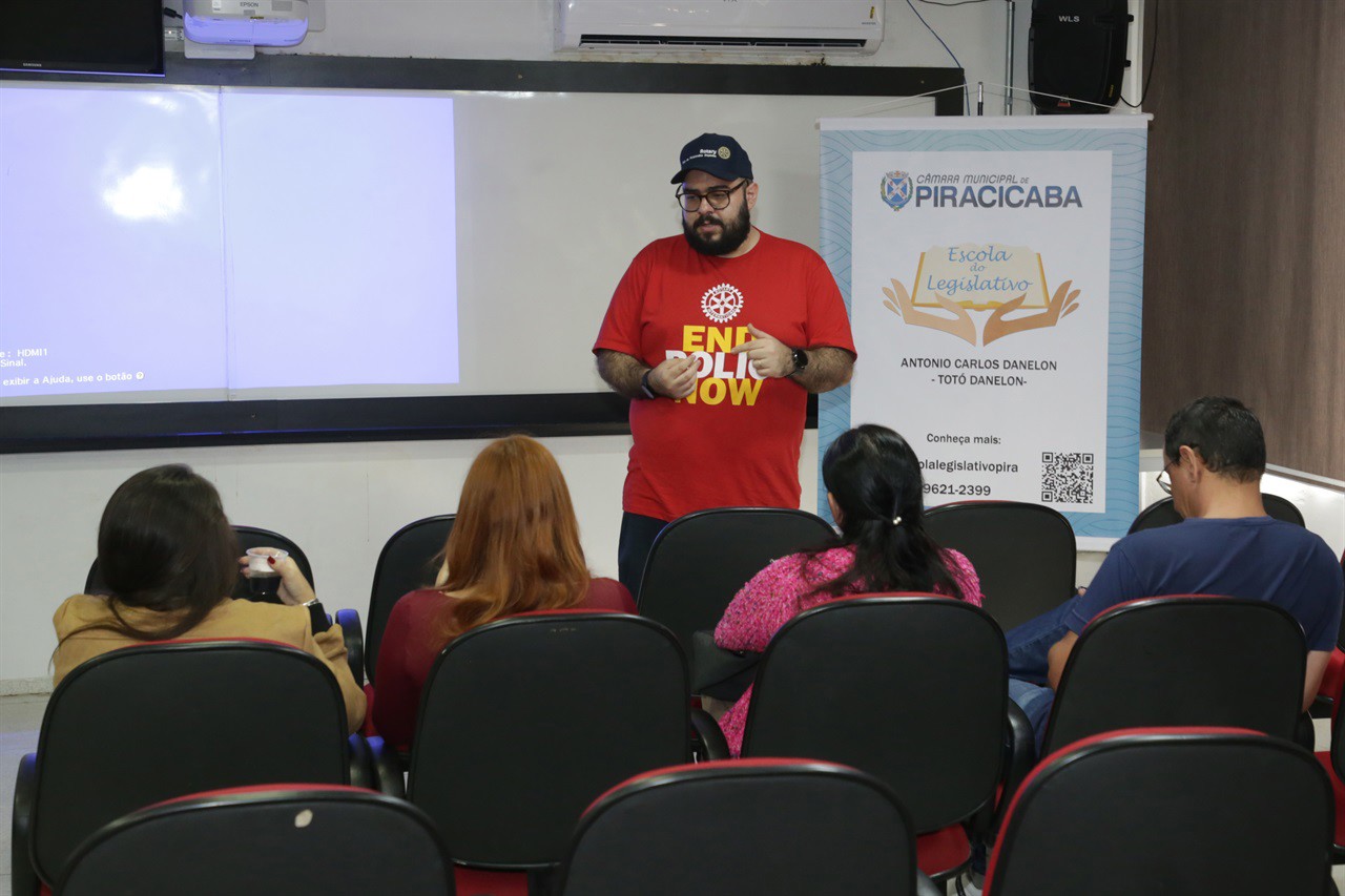 Palestra aconteceu na tarde desta quarta-feira (4), na Escola do Legislativo "Antonio Carlos Danelon - Totó Danelon"