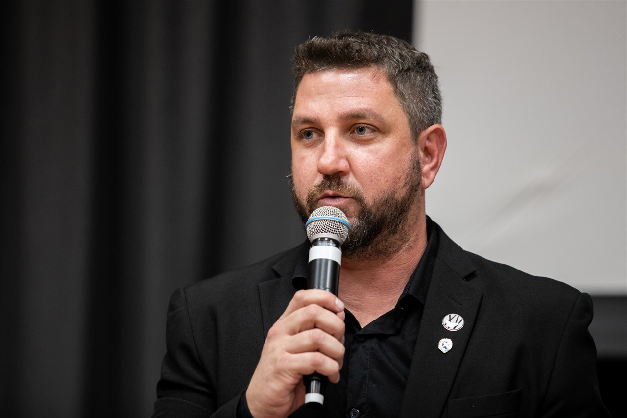 Solene em homenagem aos profissionais da Comunicação e para entrega de Medalha de Mérito Legislativo ao radialista e ex-deputado, Roberto Morais