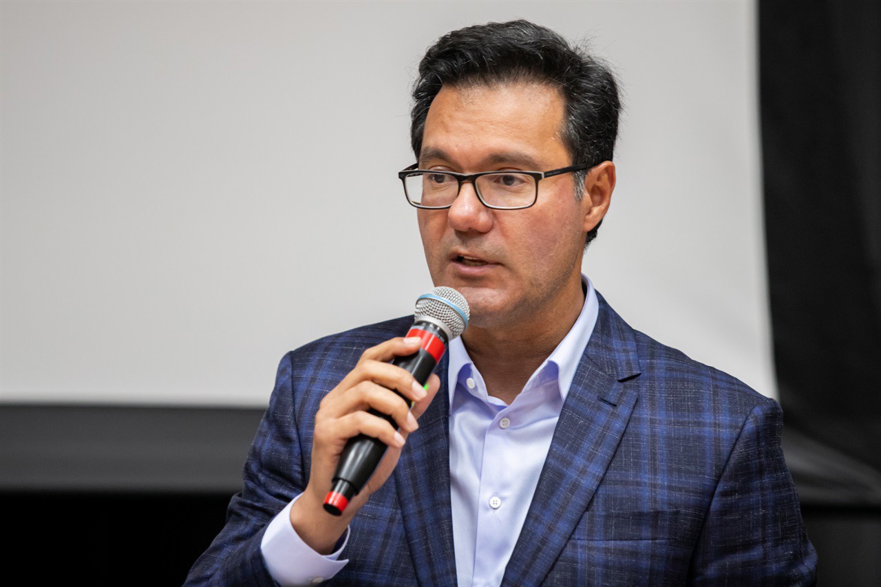 Solene em homenagem aos profissionais da Comunicação e para entrega de Medalha de Mérito Legislativo ao radialista e ex-deputado, Roberto Morais