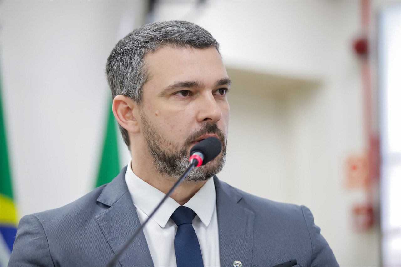 Vereador Renan Paes (PL) usou a Tribuna na 35ª Reunião Ordinária