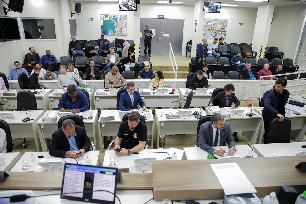 Vereadores aprovaram seis votos de congratulações durante a 35ª Reunião Ordinária