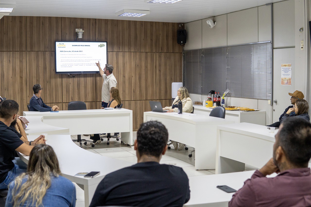 O encontro aconteceu na Sala B, no Prédio Anexo da Câmara Municipal de Piracicaba